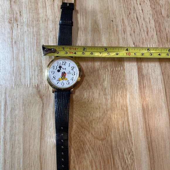 VTG Lorus Quartz Disney Mickey Mouse New Battery Watch Black Leather Seiko - Picture 8 of 8
